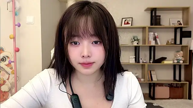 Chenjing0 online show from 10.25.25