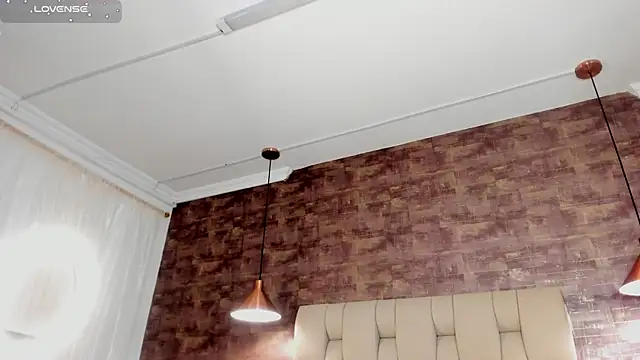 Scarlet lace online show from 01.27.25