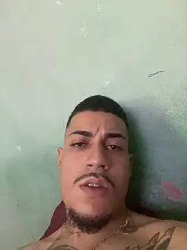 Snapshot of TiagopirocudoMG chatting on 02.26.25 TiagopirocudoMG online show from 02.26.25