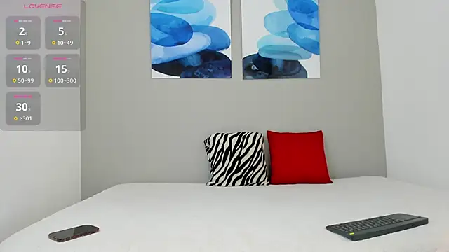 Snapshot of Emilio_Wolf chatting on 02.11.25 Emilio Wolf online show from 02.11.25