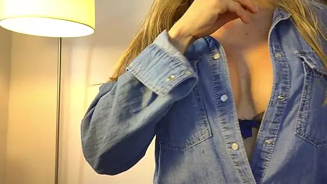 karina warthon online show from 01.26.25