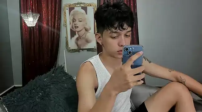 jisuscat online show from 03.23.25