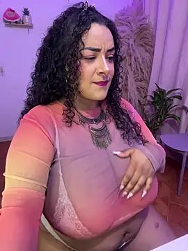 Snapshot of ariadna_cooper chatting on 02.27.26 ariadna cooper online show from 02.27.26