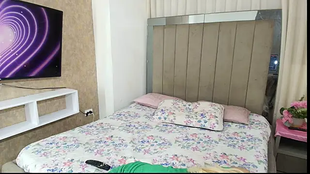 Snapshot of sexy_melany_xxx chatting on 01.14.26 sexy melany xxx online show from 01.14.26