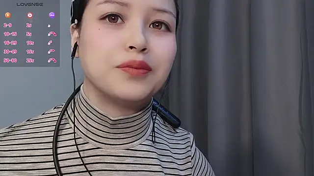 Lucky-xiuxiu online show from 12.04.25