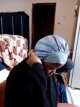 KMbesxxx online show from 11.23.25