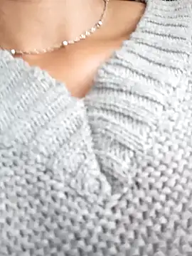 BELLA--26 online show from 02.10.25