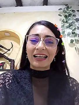 BELLA--26 online show from 02.20.25