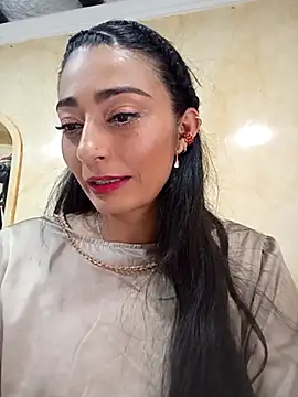 BELLA--26 online show from 03.21.25