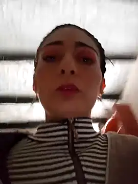 BELLA--26 online show from 03.22.25