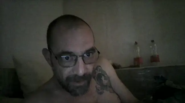 Snapshot of javierpasteur69 chatting on 02.28.25 javierpasteur69 online show from 02.28.25