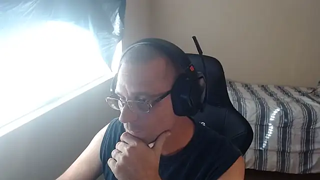 Dubesnackes online show from 11.04.25