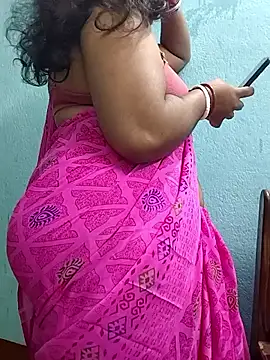 Snapshot of _MilkyBar chatting on 09.16.25 MilkyBar online show from 09.16.25