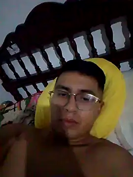 Snapshot of RODRI_POLLADURA chatting on 01.26.25 RODRI POLLADURA online show from 01.26.25