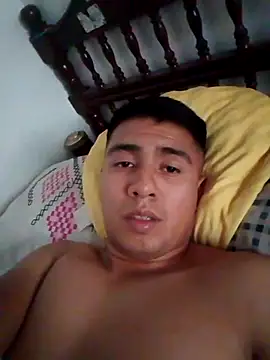 Snapshot of RODRI_POLLADURA chatting on 03.12.25 RODRI POLLADURA online show from 03.12.25