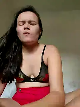 Snapshot of camillebr chatting on 01.16.25 camillebr online show from 01.16.25