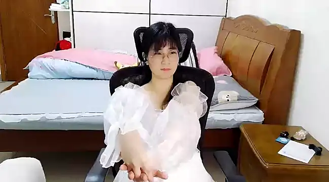 Strawberry baby online show from 01.10.25