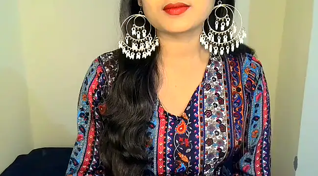 Snapshot of SIYA_MAVI chatting on 02.12.25 SIYA MAVI online show from 02.12.25