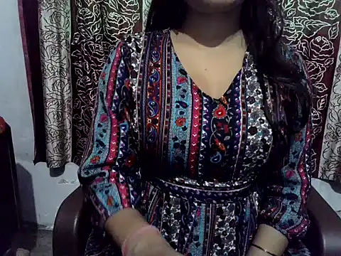 Snapshot of SIYA_MAVI chatting on 10.15.25 SIYA MAVI online show from 10.15.25