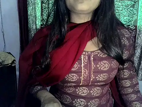 Snapshot of SIYA_MAVI chatting on 11.29.25 SIYA MAVI online show from 11.29.25