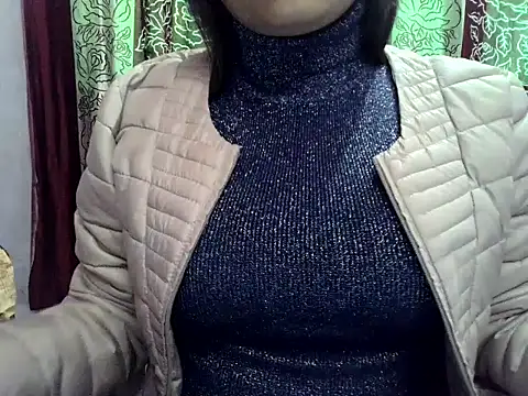 Snapshot of SIYA_MAVI chatting on 01.11.26 SIYA MAVI online show from 01.11.26