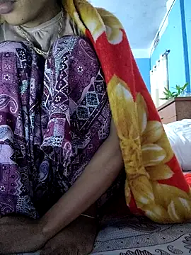 Snapshot of 124pakhi chatting on 12.04.25 124pakhi online show from 12.04.25