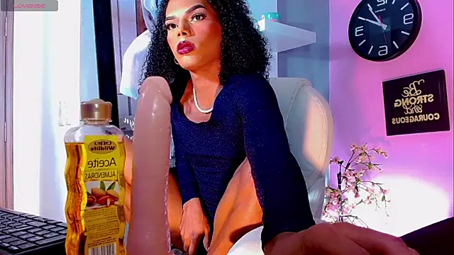 Diva Smith02 online show from 01.15.25