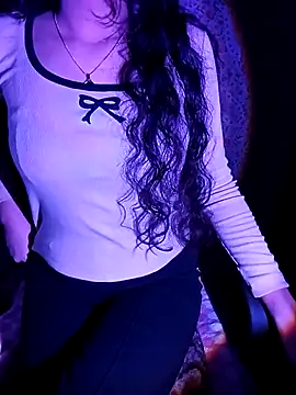 Angelnirvanaa online show from 11.07.25