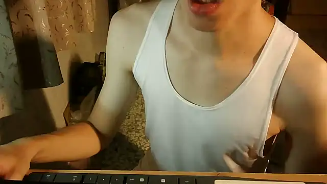 KYU890428 online show from 11.02.25