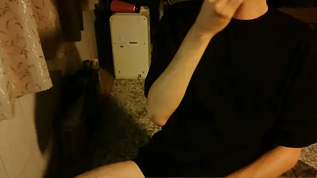 KYU890428 online show from 11.29.25