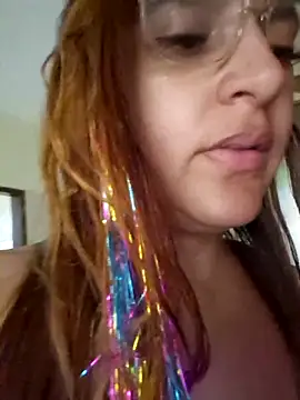 Snapshot of AliceRuivinha2 chatting on 09.24.25 AliceRuivinha2 online show from 09.24.25