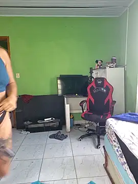 Snapshot of AliceRuivinha2 chatting on 11.29.25 AliceRuivinha2 online show from 11.29.25