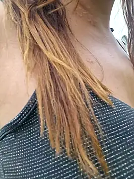 AliceRuivinha2 online show from 12.05.25