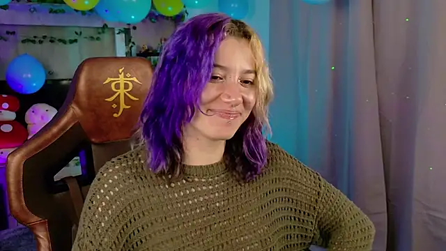 Snapshot of _zephyr_ chatting on 03.09.25  zephyr  online show from 03.09.25