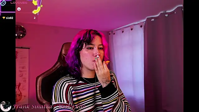 Snapshot of _zephyr_ chatting on 11.02.25  zephyr  online show from 11.02.25