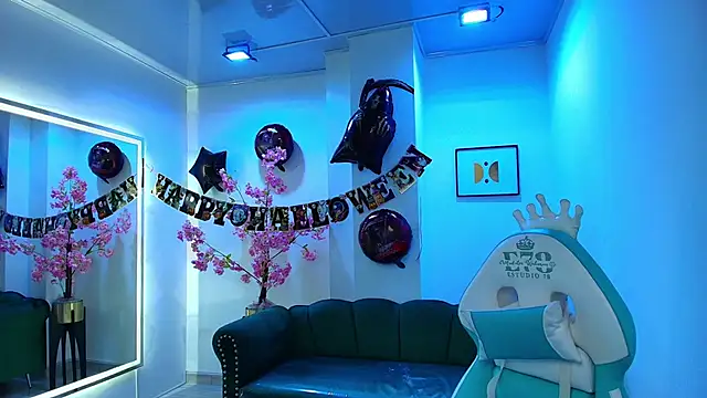 Arianna sweeet online show from 10.25.25