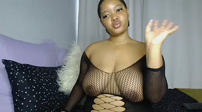 sexytinashe21 online show from 02.19.25