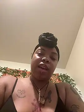Sinsationalhoneii online show from 02.28.25