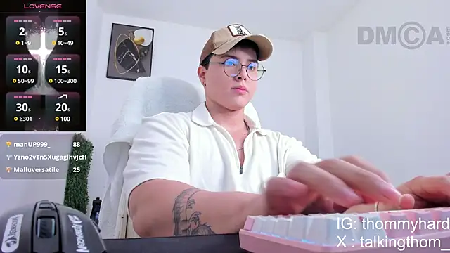 Snapshot of Thom_Ohtani chatting on 01.09.25 Thom Ohtani online show from 01.09.25