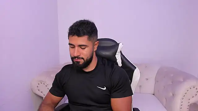 Santiago huntt online show from 02.24.26