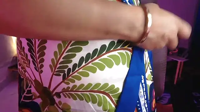 Mitikaa online show from 04.18.26