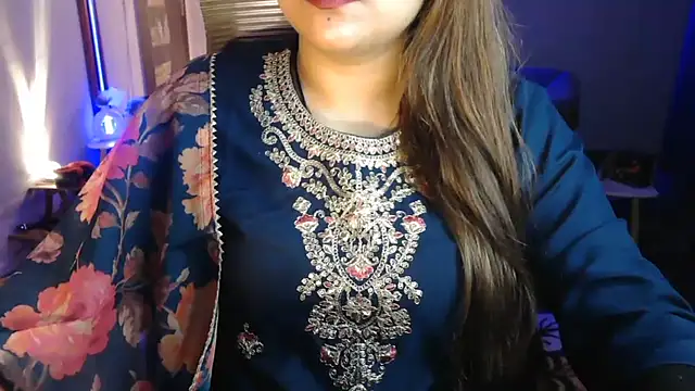 Snapshot of Mitikaa chatting on 05.15.26 Mitikaa online show from 05.15.26