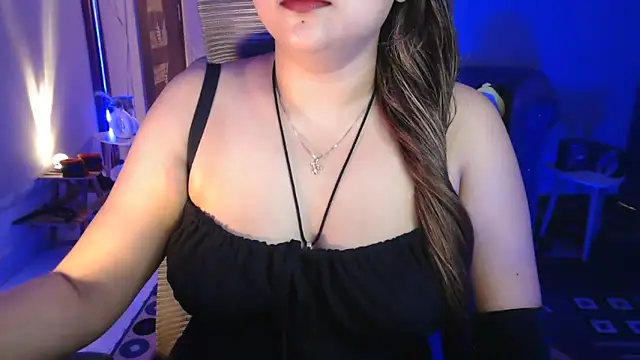 Snapshot of Mitikaa chatting on 06.01.26 Mitikaa online show from 06.01.26