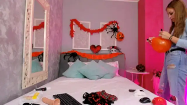 LustyRosee online show from 10.29.25