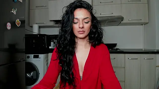 NNNoire online show from 01.24.25