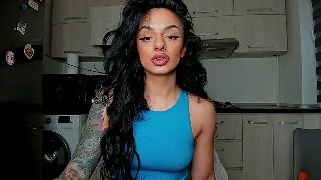 NNNoire online show from 01.25.25