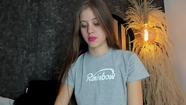 sara  jones gh online show from 01.11.25