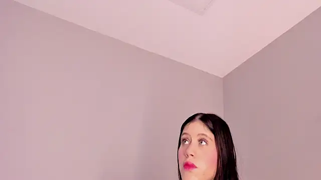 sara  jones gh online show from 12.03.25