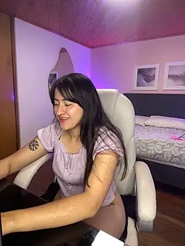 Camila pinkk online show from 03.07.25