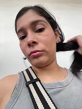 MilaRux online show from 02.21.26